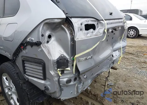 2019 Toyota Rav4 Xle из США, поврежденный, VIN 2T3P1RFV9KC008326